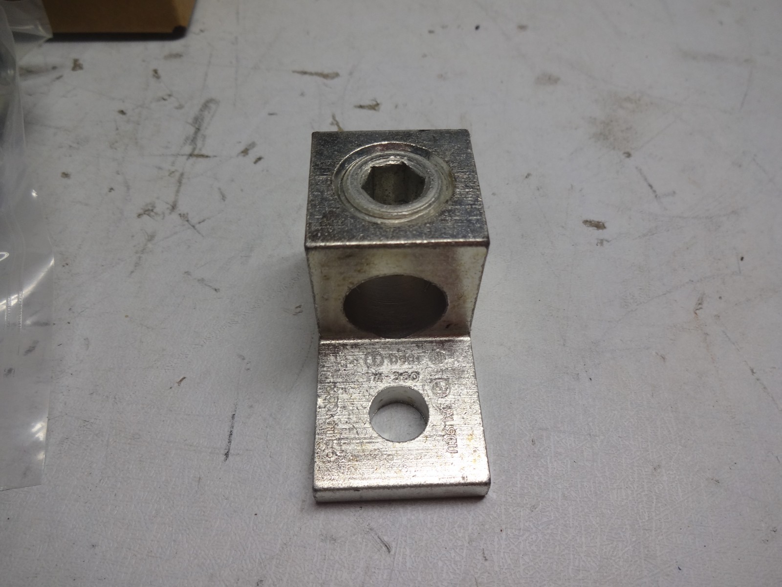 New Square D DASKGS250 Aluminum Lug Kit