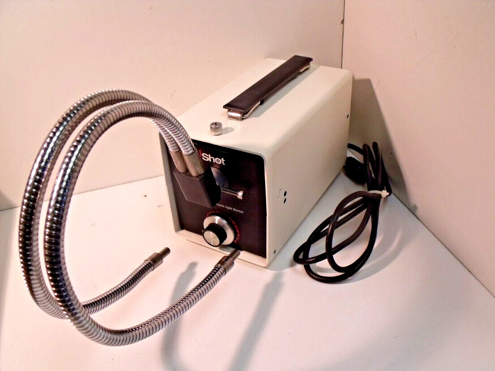 IShot Imaging Model LS-150-H Dual Fiber Light Source:  115V, 150W Output