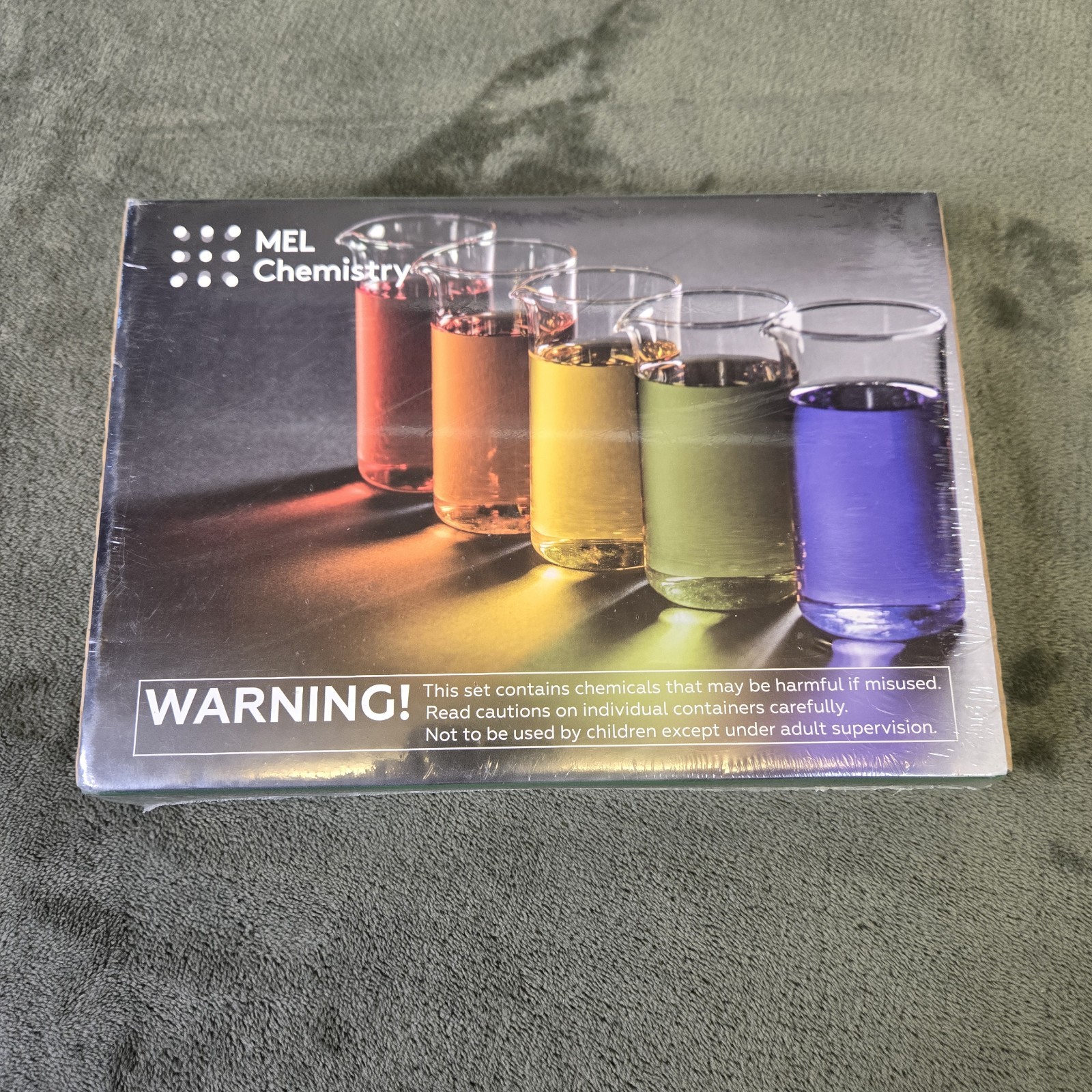 BRAND NEW! Sealed MEL Chemistry COLORFUL CHEMISTRY Science Education KIT / SET