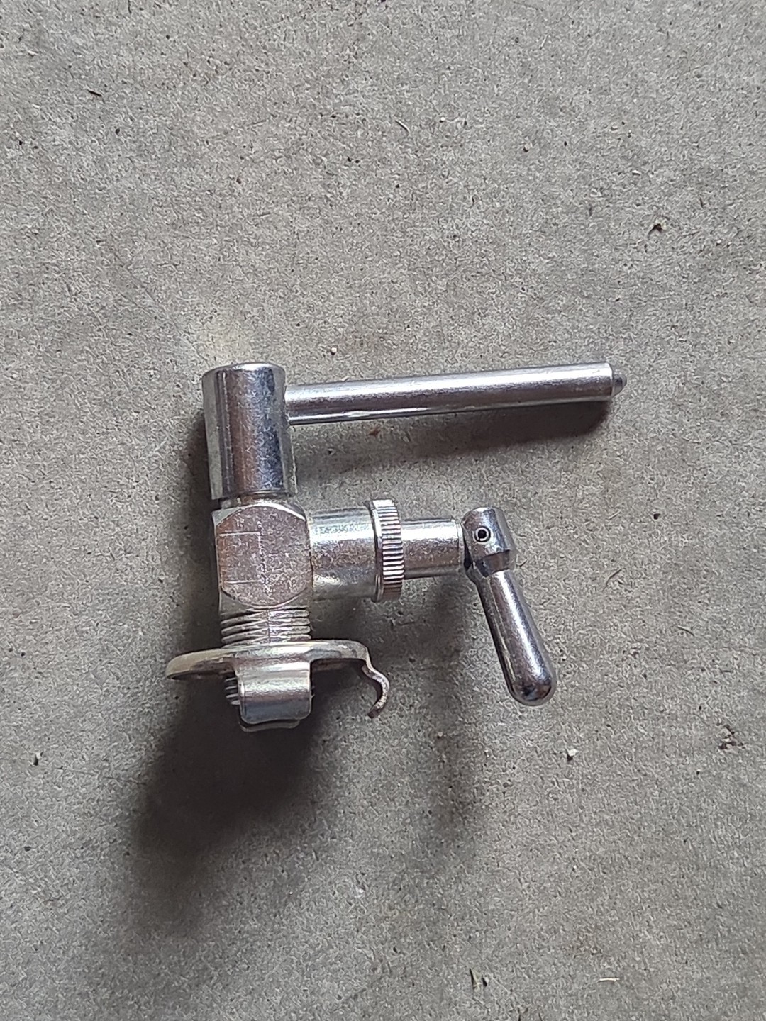 Spray nozzle for canned air  Dust-off Classic Chrome Replacement Valve