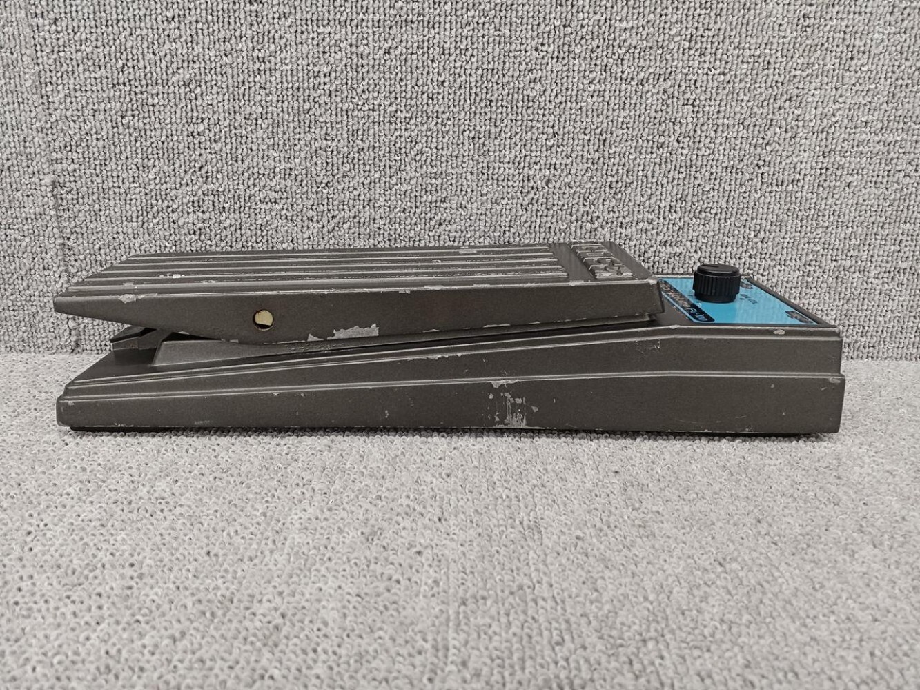 Boss FV-100 Guitar Volume Pedal vintage free ship fast ship from japan