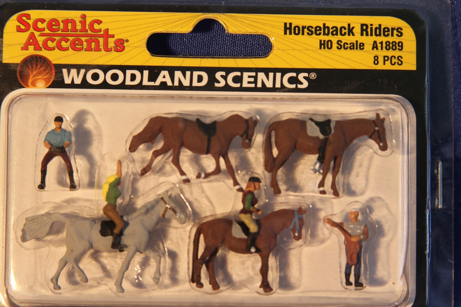 Woodland Scenics - Horseback Riders (8 pcs.) - N Scale - A2159