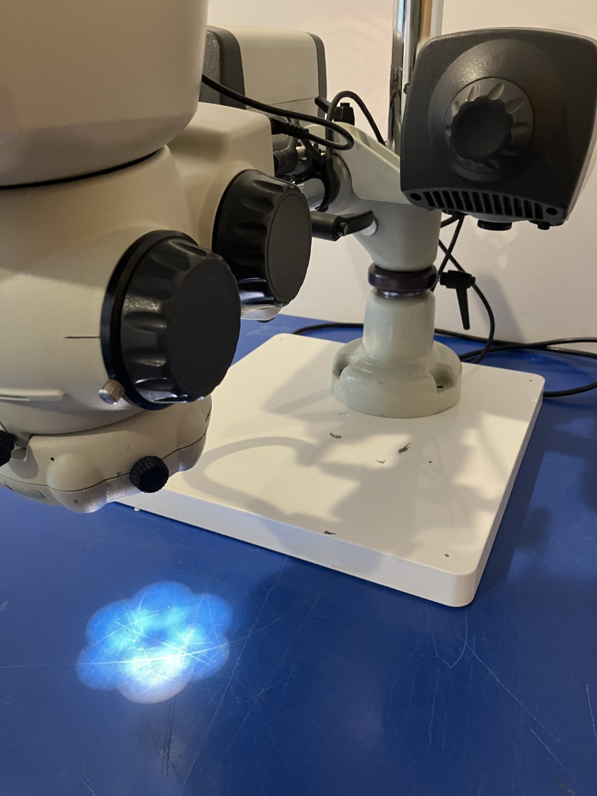 15494 Vision Lynx dynascope .7x-40x microscope