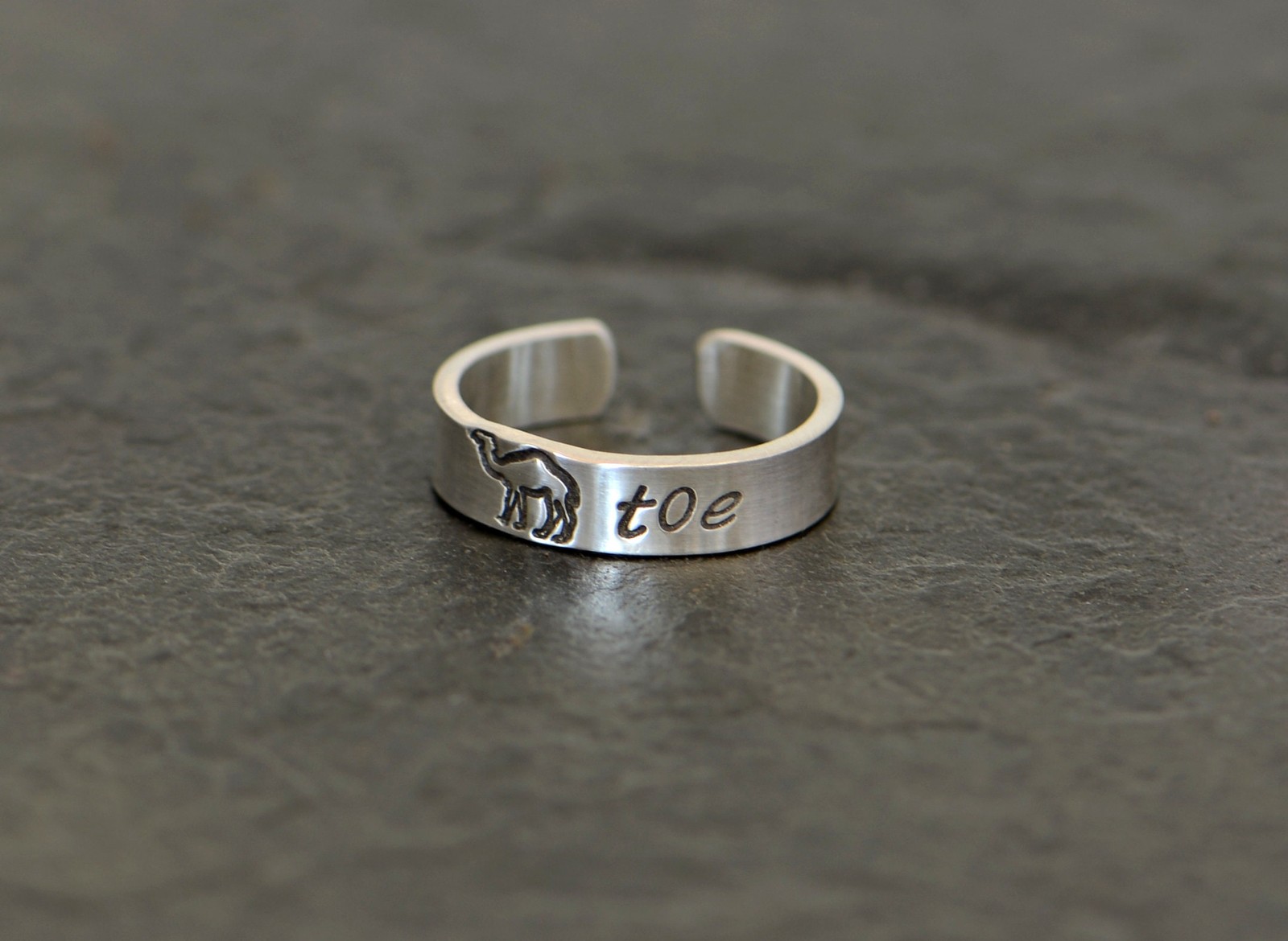 sterling silver camel toe toe ring - funny and punny ring for her or him