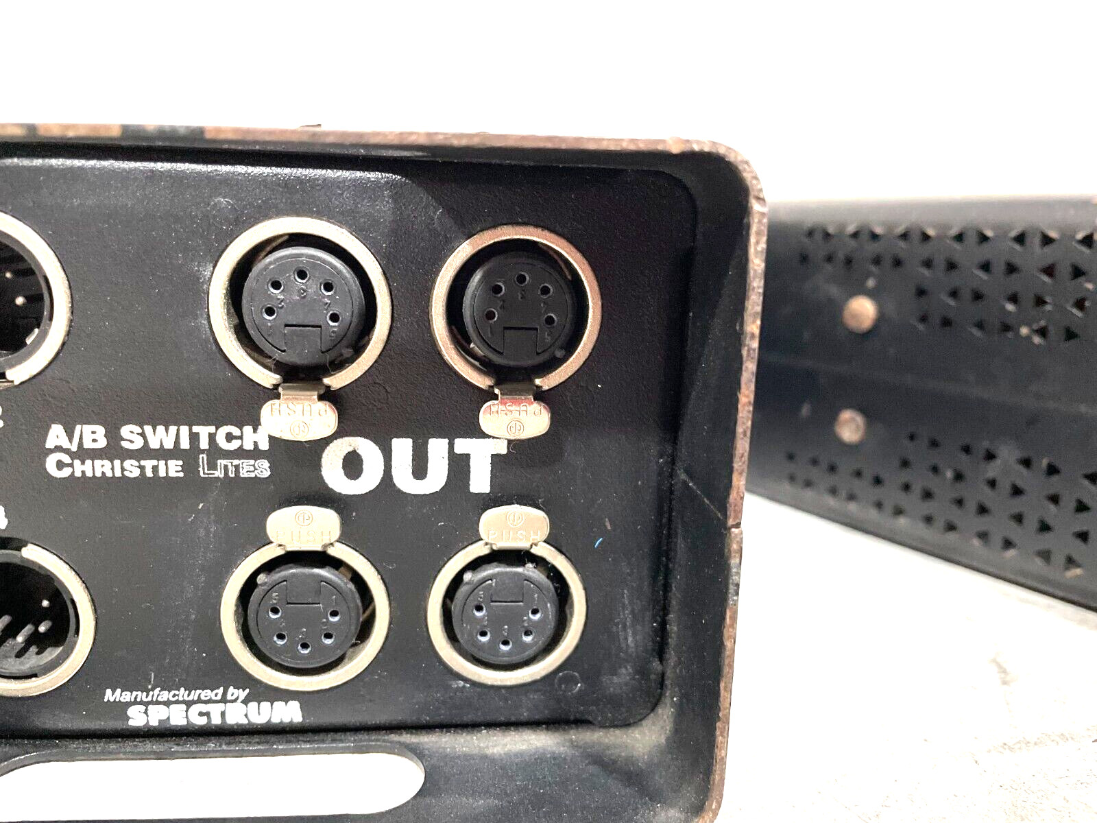 Spectrum CHMBDMXAB DMX A/B Light Switch #2361 (One)THS