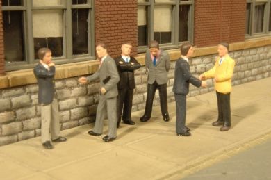Bachmann 33162 O Scene Scapes Businessmen Figures (Set of 6)