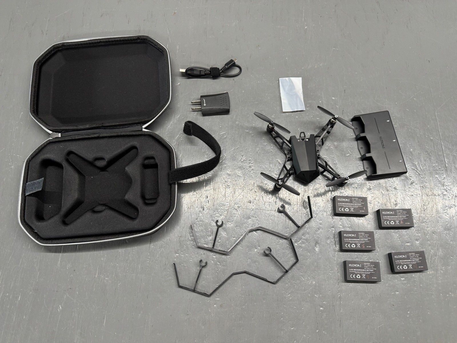 Kudrone drone with 5 batteries and case