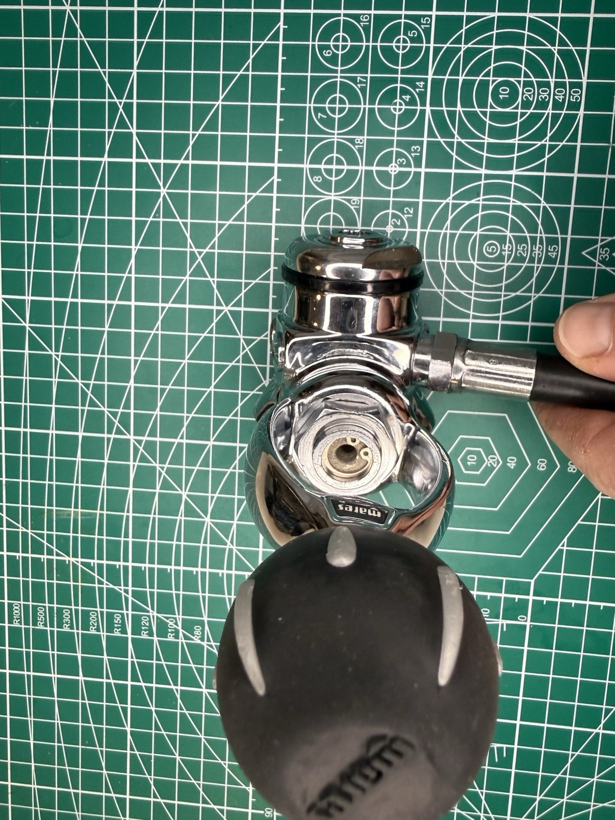 Mares MR22 Abyss DFC Scuba Diving Regulator - Yoke