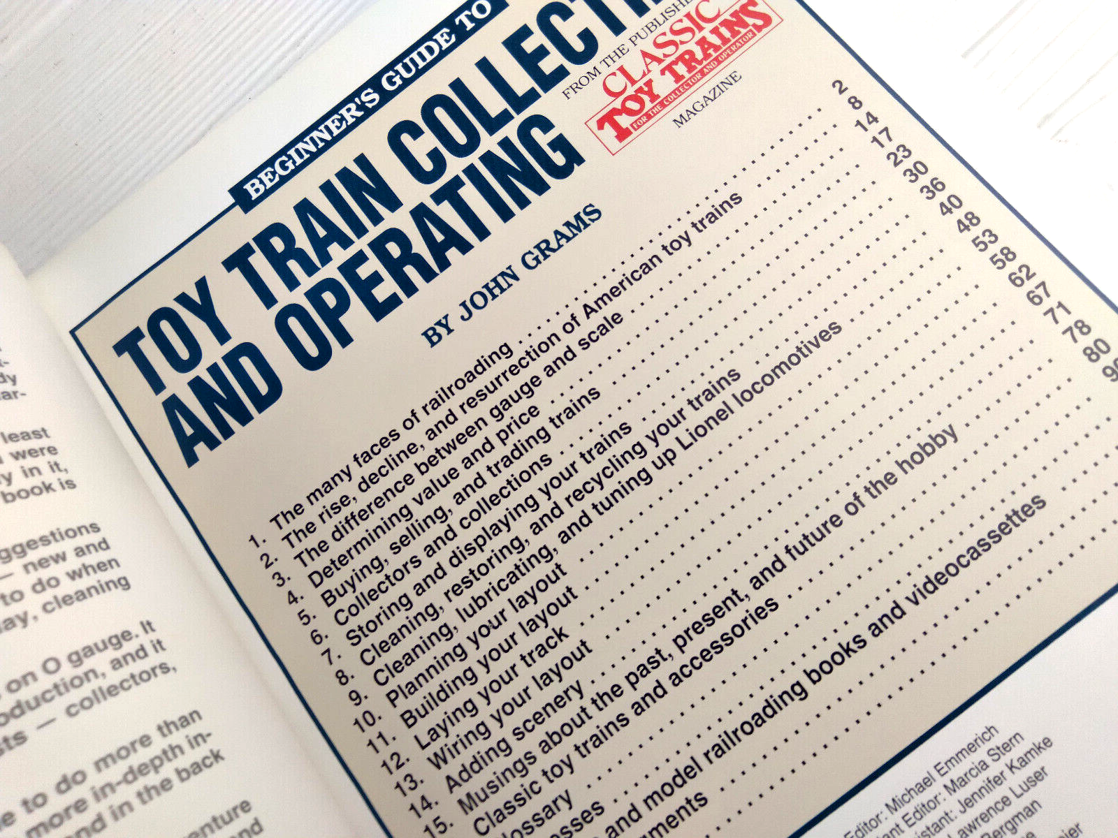 VINTAGE BEGINNERS GUIDE TO "TOY TRAIN COLLECTING AND OPERATING" BOOK