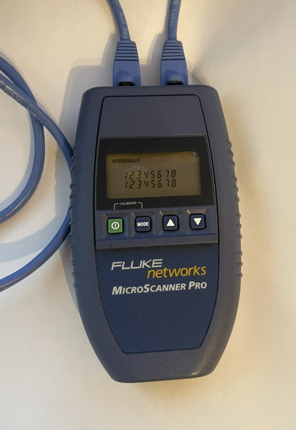 Fluke Networks MicroScanner Pro Cable Tester, with WireMap Adapter and Coax adpt