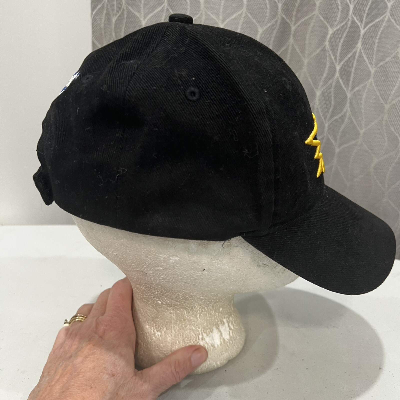 Louisville Bats Logo MiLB Cincinnati Reds AAA Team Hat Cap Hook Loop Black