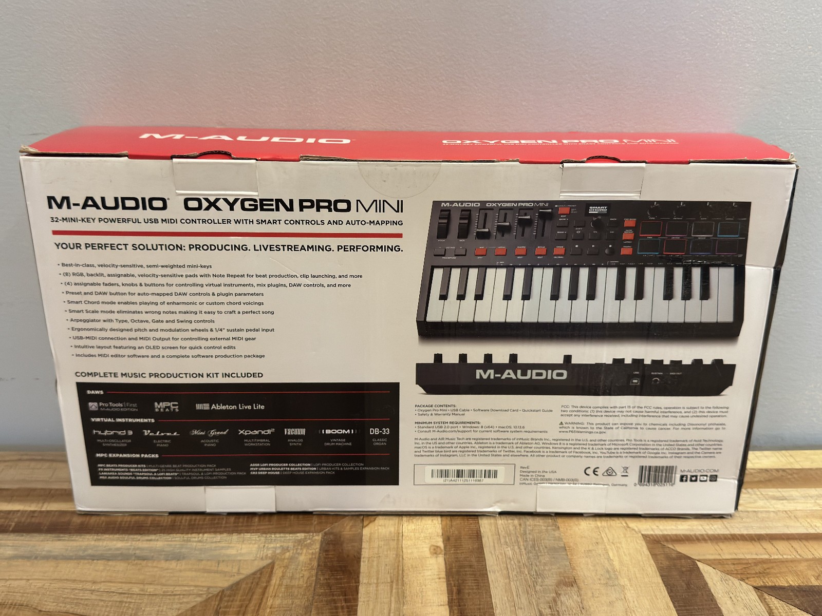 M-Audio Oxygen Pro Mini - 32-Key USB MIDI Controller