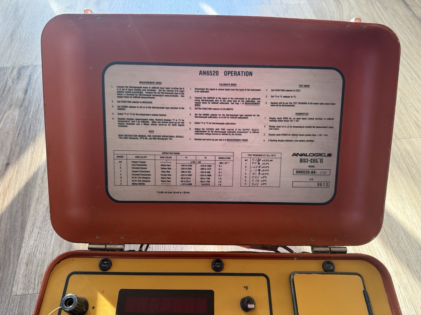 analogic thermocouple instrument calibrator