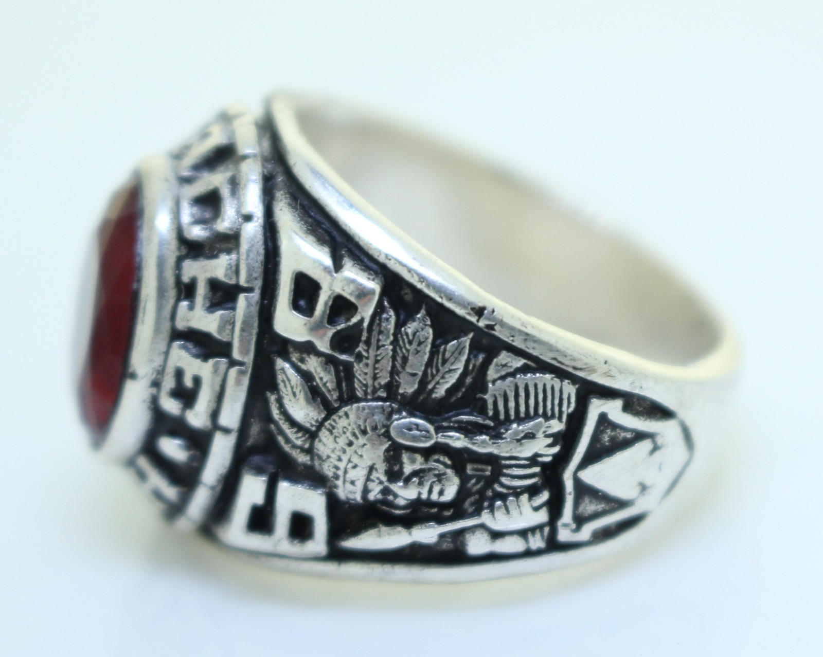 Monache High School Class of 1968 Ring Size 9