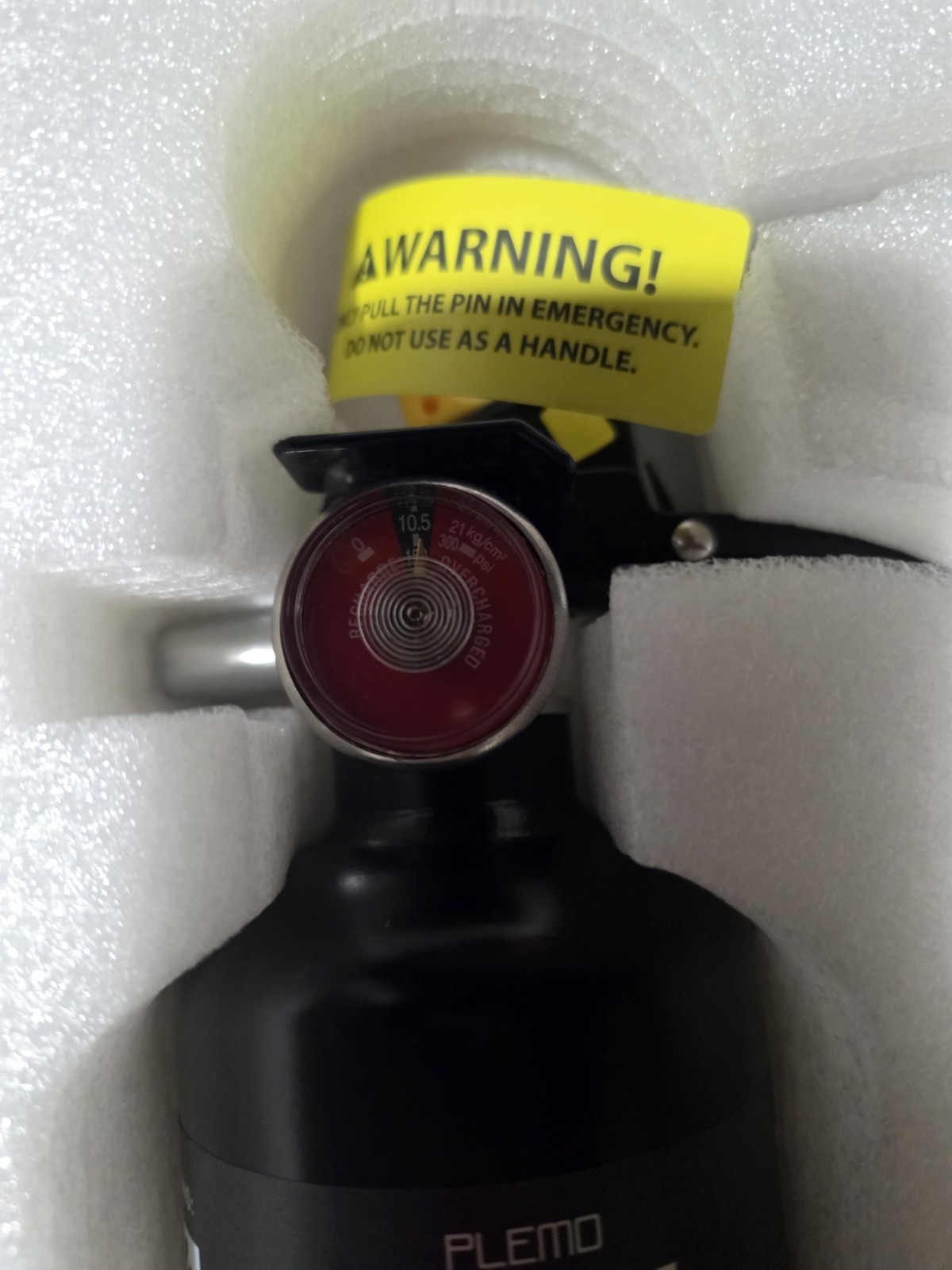 Fire Extinguisher For Home Water-Based with Easy-Grip Quick Release Handle 2pk