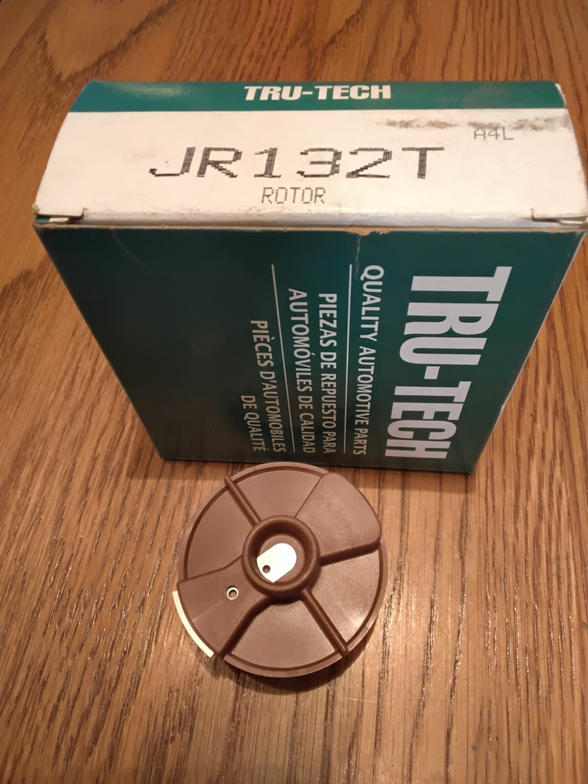Standard Tru-Tech JR132T Distributor Rotor nos