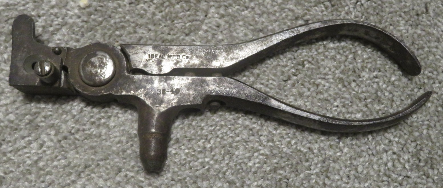 Vintage Ideal Mfg Co. 38-40 Bullet Mold Reloading Hand Tool