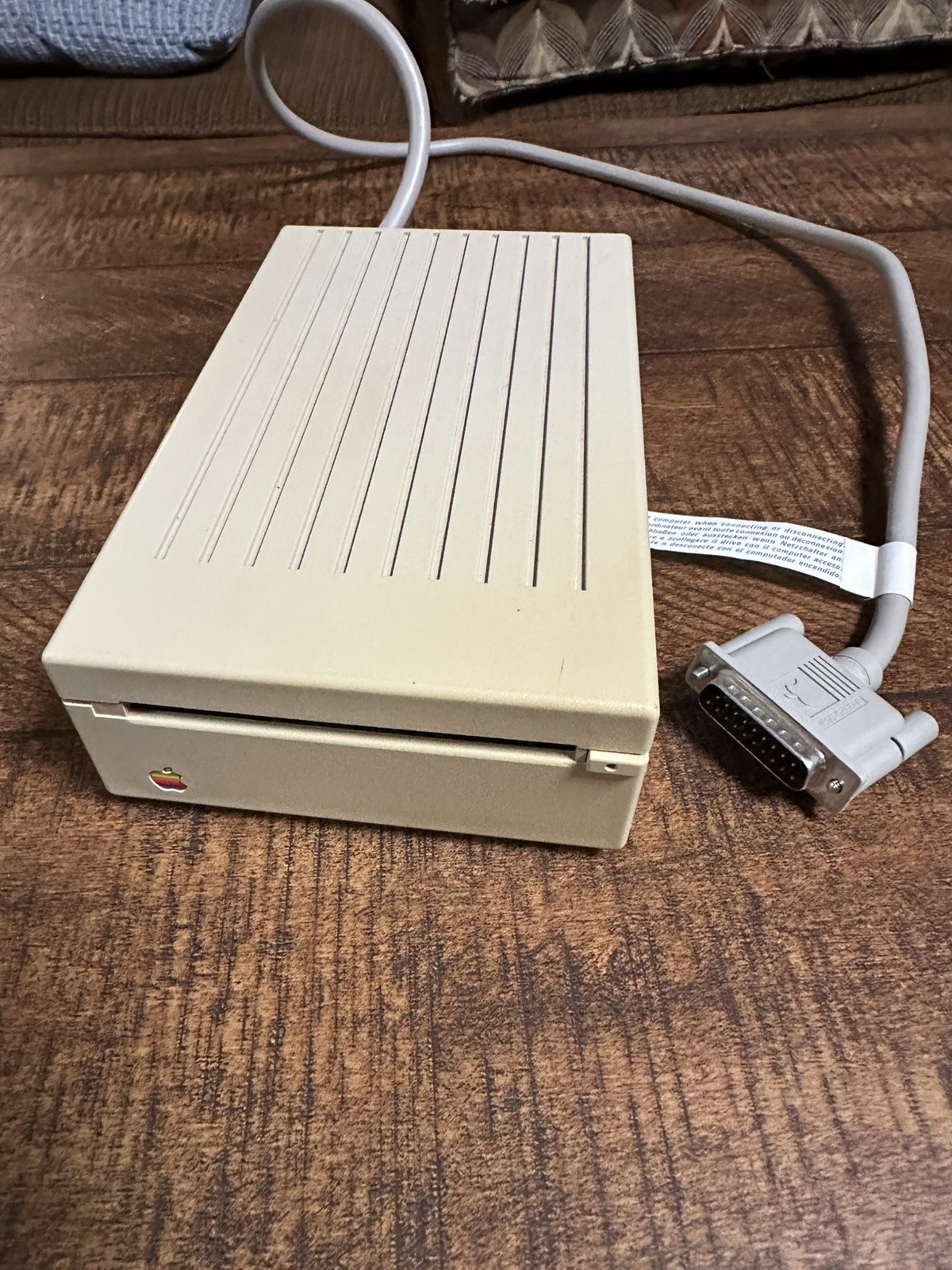 Apple 3.5 Drive A9M0106 External 3.5in Floppy Drive DB-19 for Mac, Beige