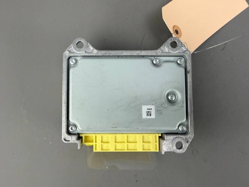 2012-2013 Mitsubishi Outlander SRS Control Module Unit OEM 0285011720
