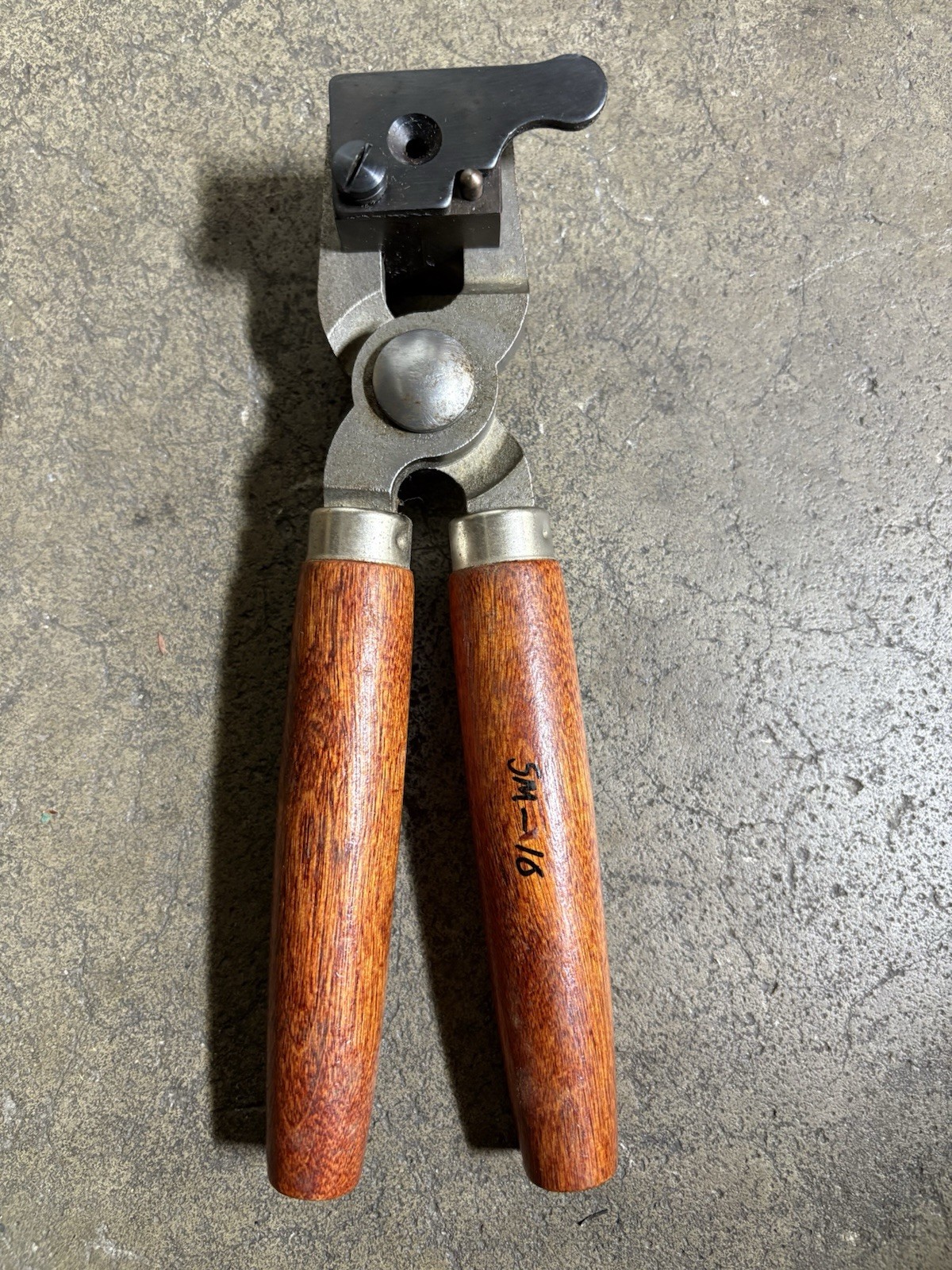 LYMAN 1 Cavity 358315 .358 CALIBER RIFLE 204 GN MOLD On Lyman Handles