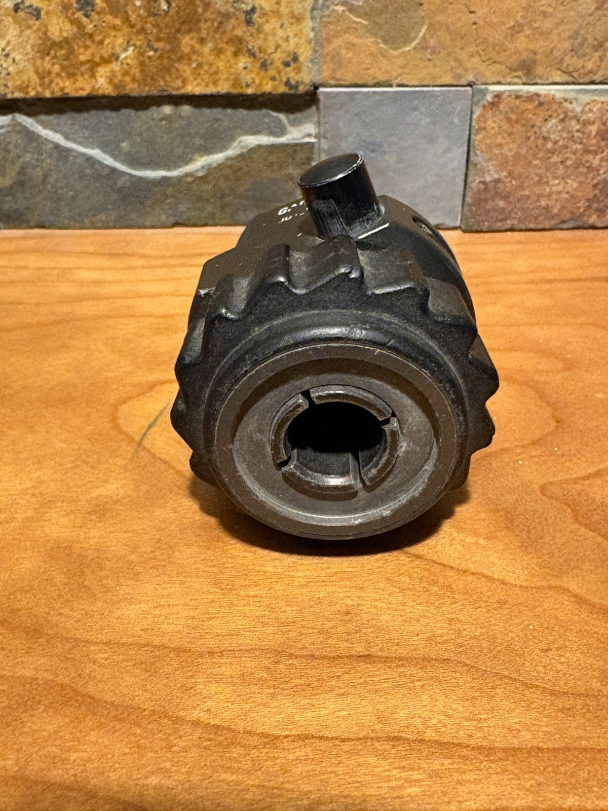 Leica GAD31 screw-to-stub adapter