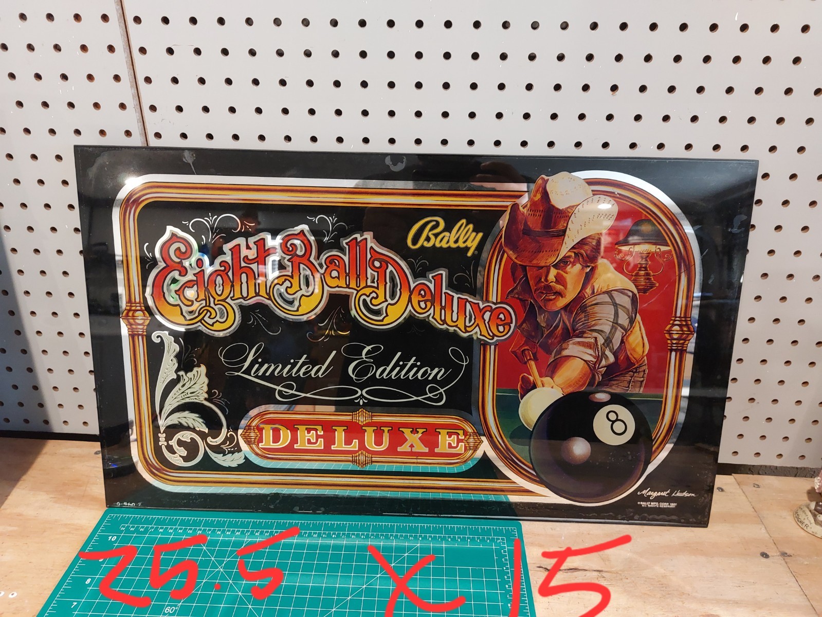 Original EIGHT BALL DELUXE LIMITED EDITION Pinball BACKGLASS by BALLY 1982
