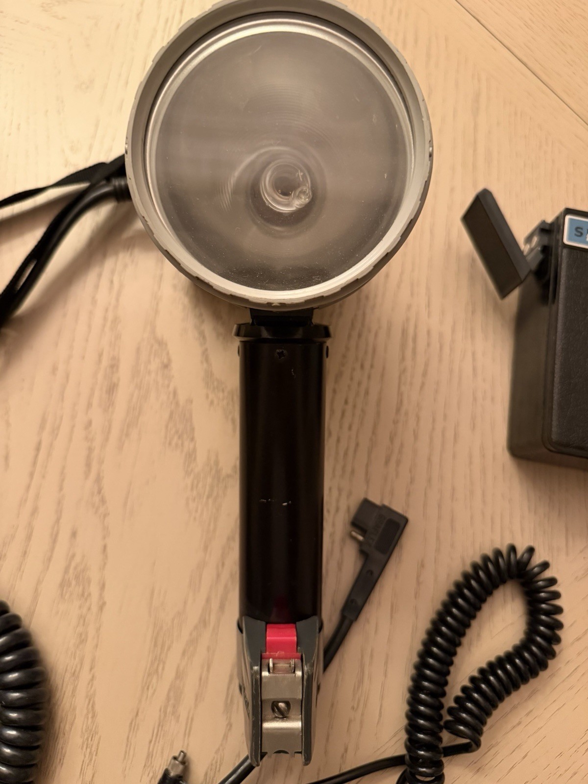 Singer Graflex Strob 250 Handle Mount Strobe and Battery Box