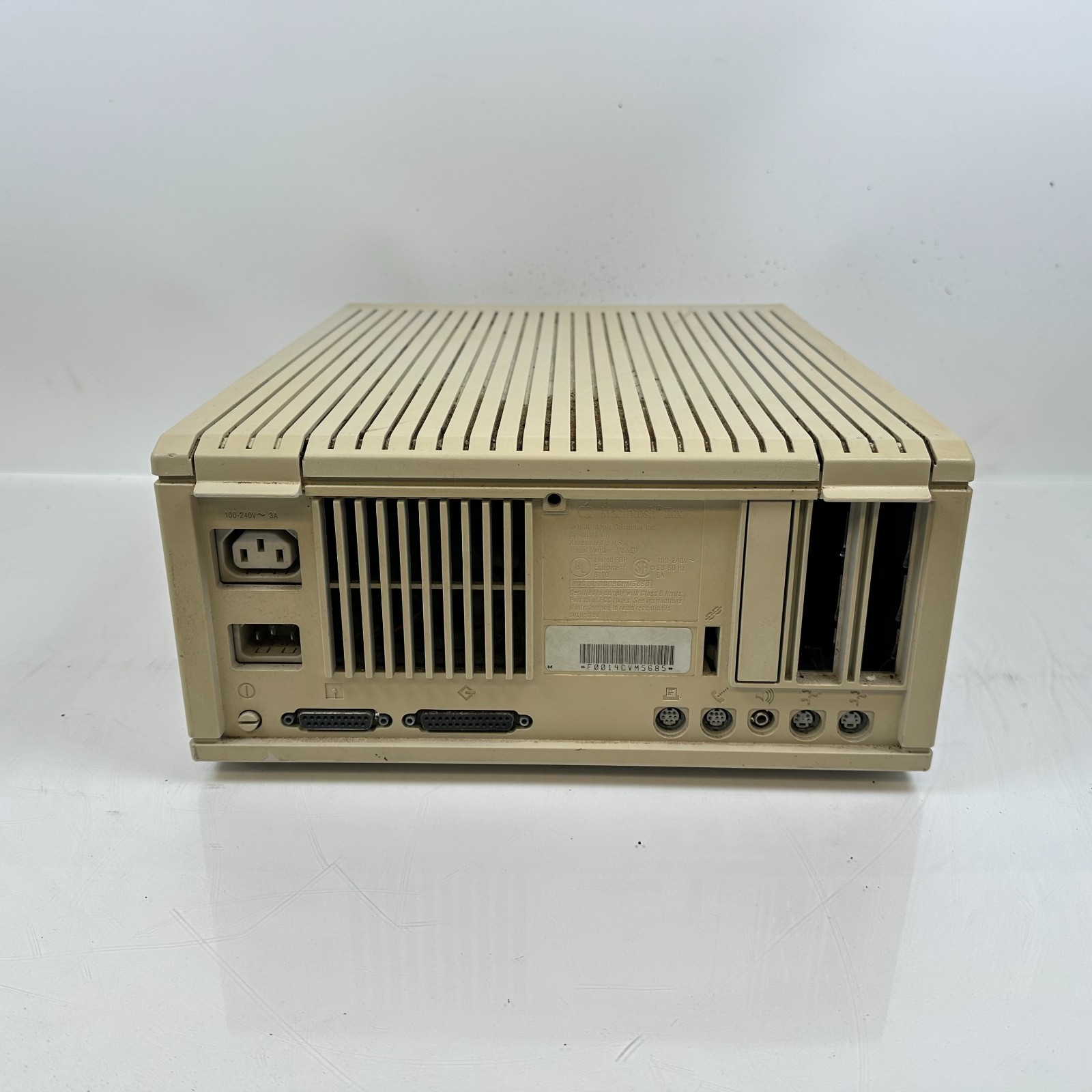 Apple Macintosh IIcx M5650 Personal Computer Vintage