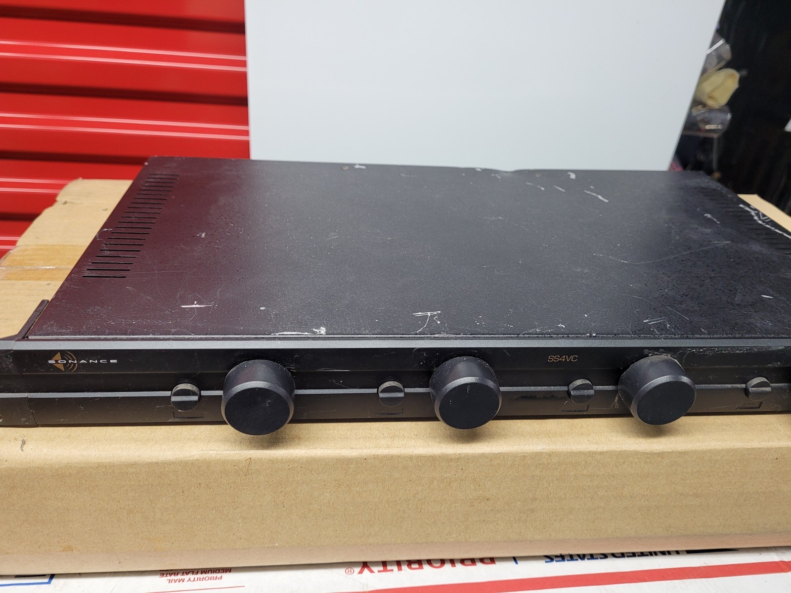 Sonance SS4VC 4-Pair Stereo Speaker Selector with Volume Controls  USA Used