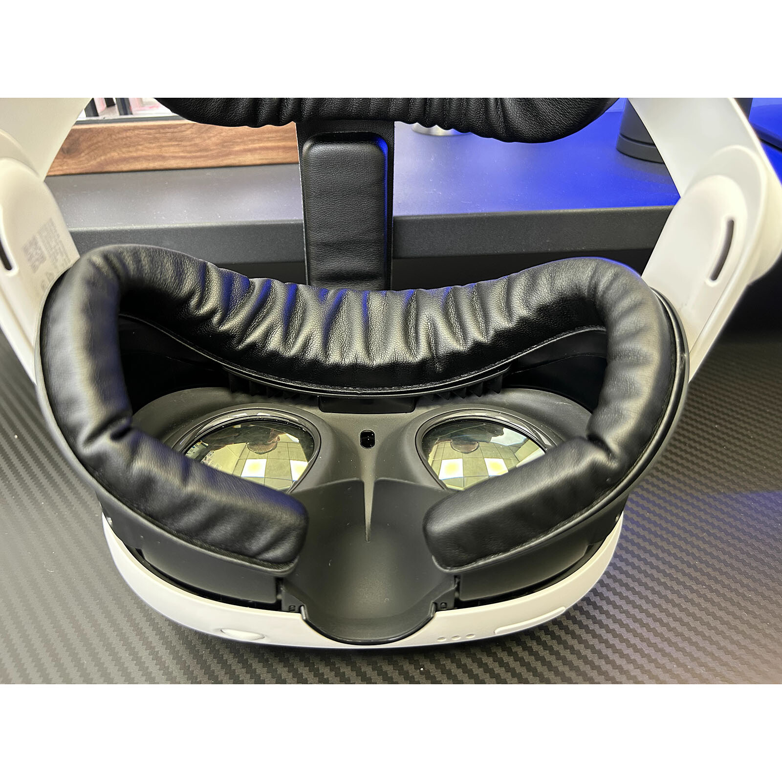 Face Mask Adjustment Leather Breathable Facial Mask Cover for Quest 3 VR Glasses