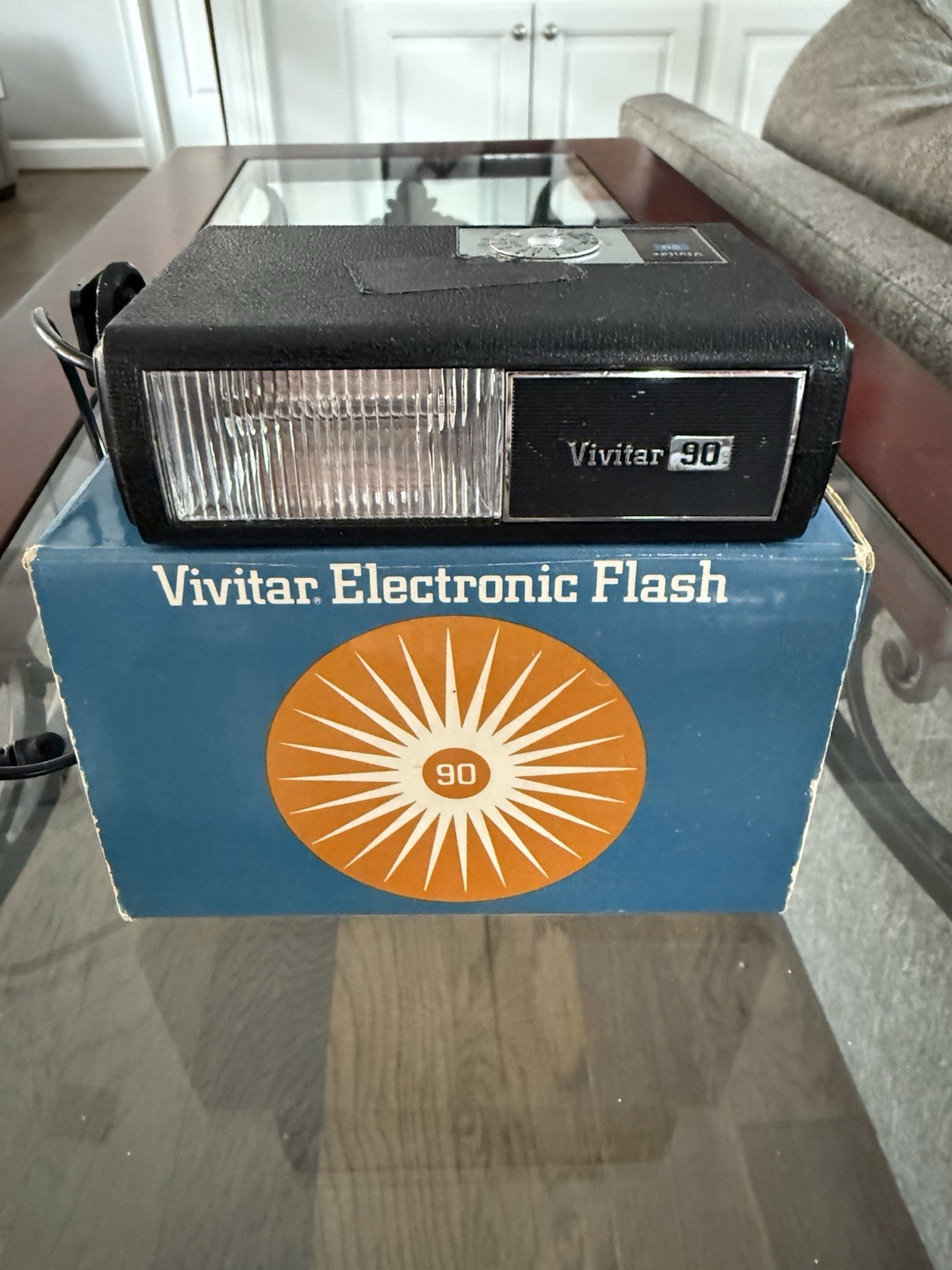 Vivitar Electronic Flash 90 with Original Box (Untested)