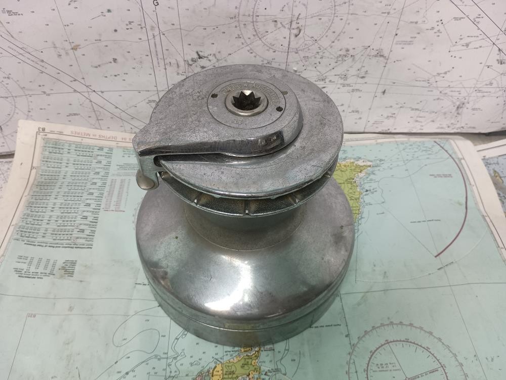 Boaters' Resale Shop of TX 2507 1910.04 BARLOW 32 SELF-TAILING 2 SPEED WINCH