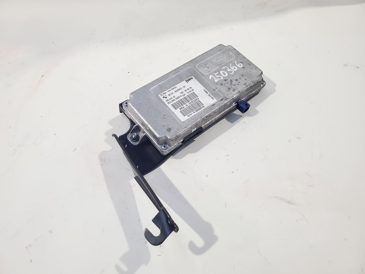 2011 BMW 750I OEM Rear Camera Control 922832302