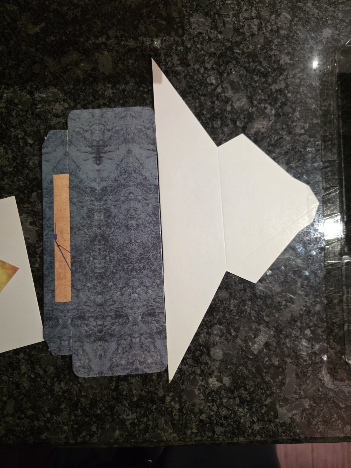 Pyramid Explorer's Kit, New, Open Box
