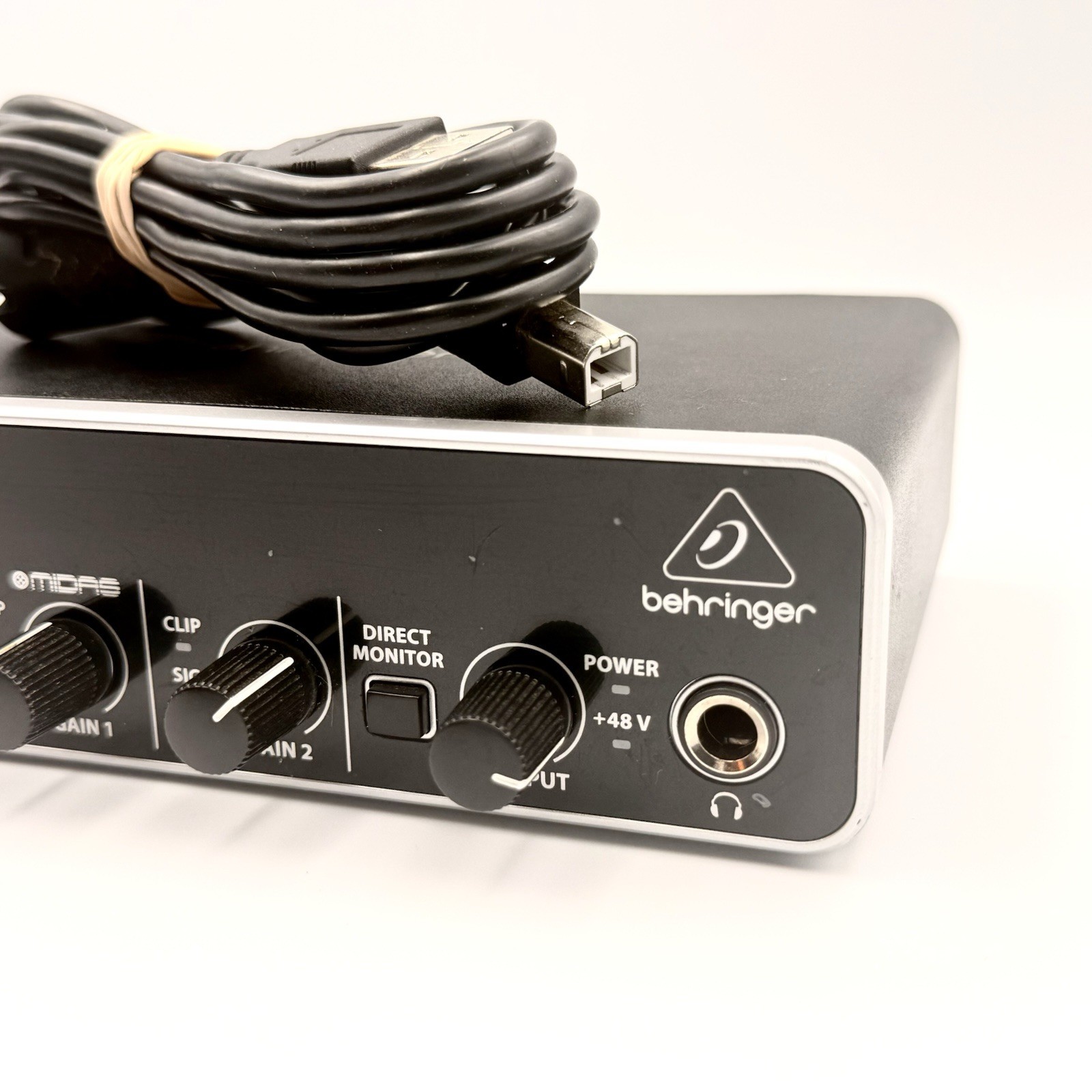Behringer UMC22 Audiophile 2x2 USB Audio Interface Midas Preamp 48kHz