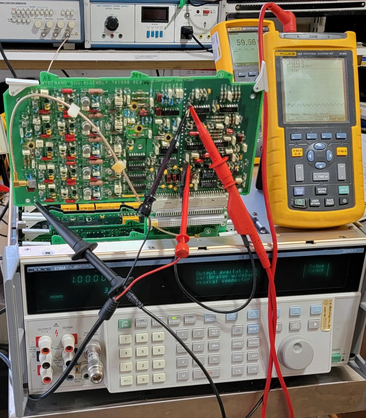 REPAIR SERVICE: Fluke 5500A and 5520A Multi-Product Calibrators