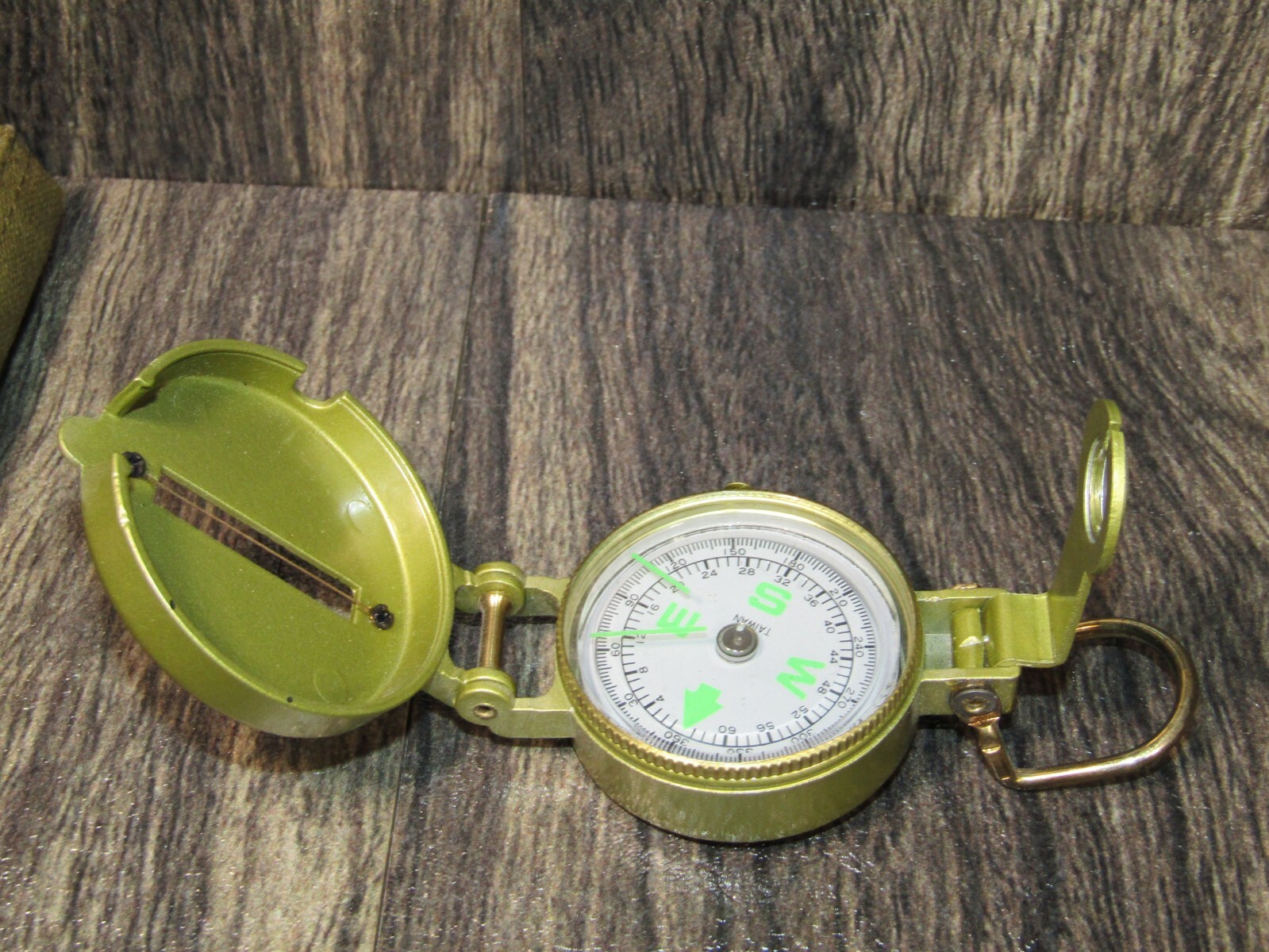 Vintage Engineer Directional Compass Green with Pouch 2" Diameter Hiking Camping