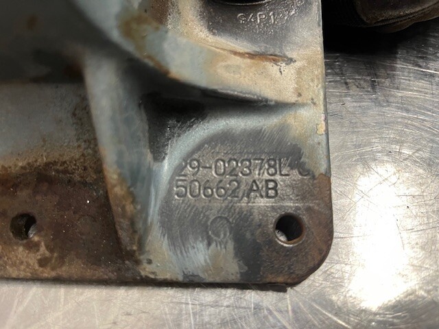 PETERBILT PETERBILT BRACKET-BASE SLEEPER LOWER LH 29-02378L