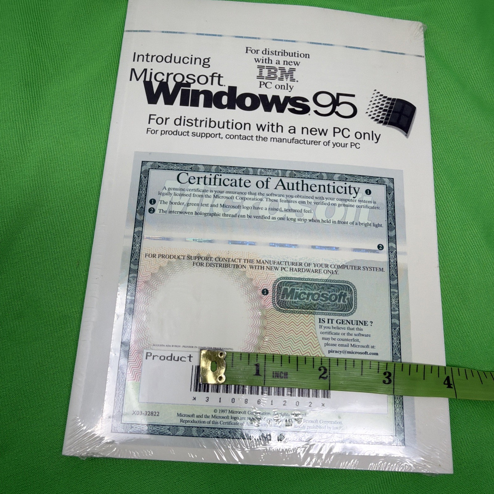 Microsoft Windows 95 Certificate of Authenticity Sealed In Original Packaging