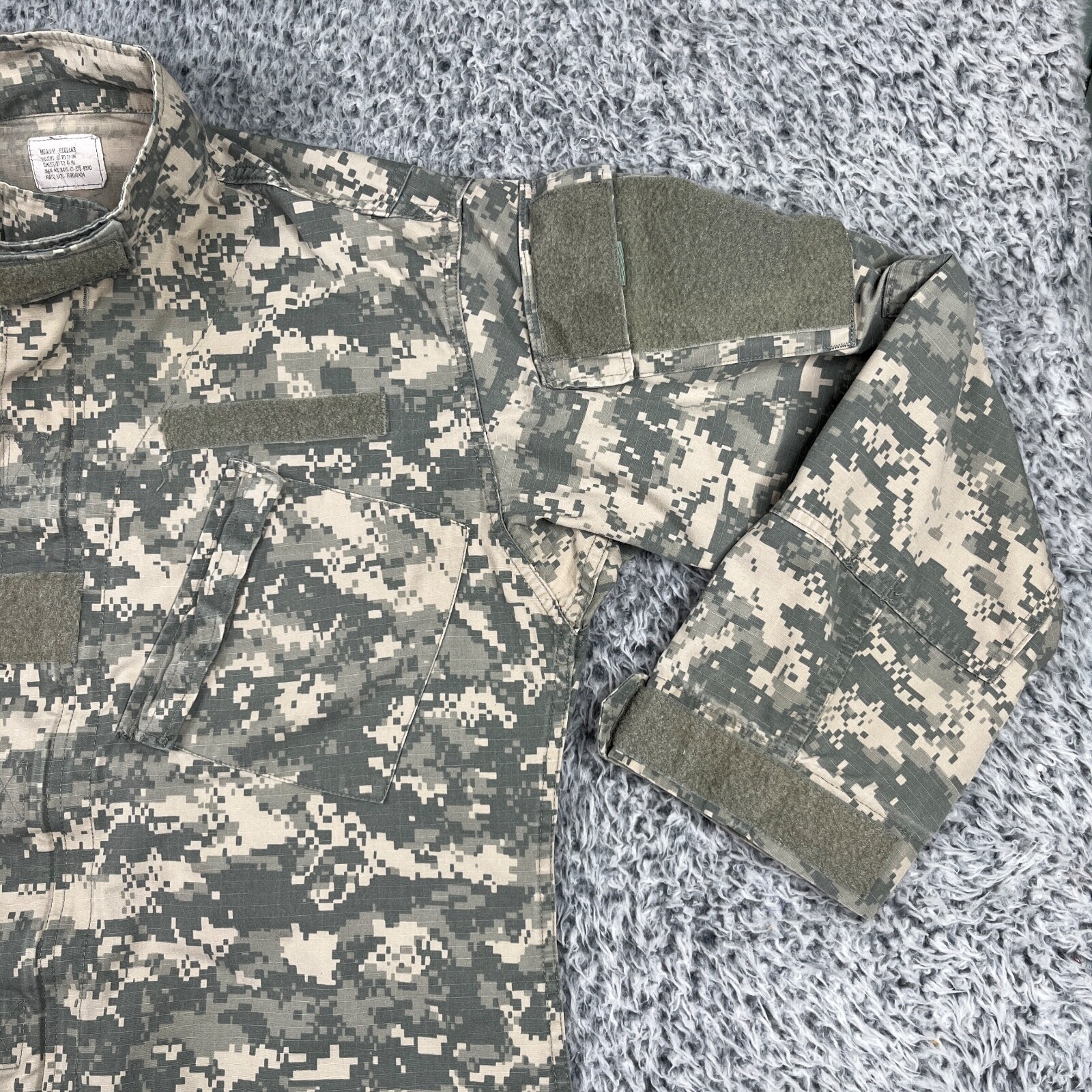 US Army Combat Uniform Coat Mens Medium Digital Camouflage Ripstop Cargo Jacket