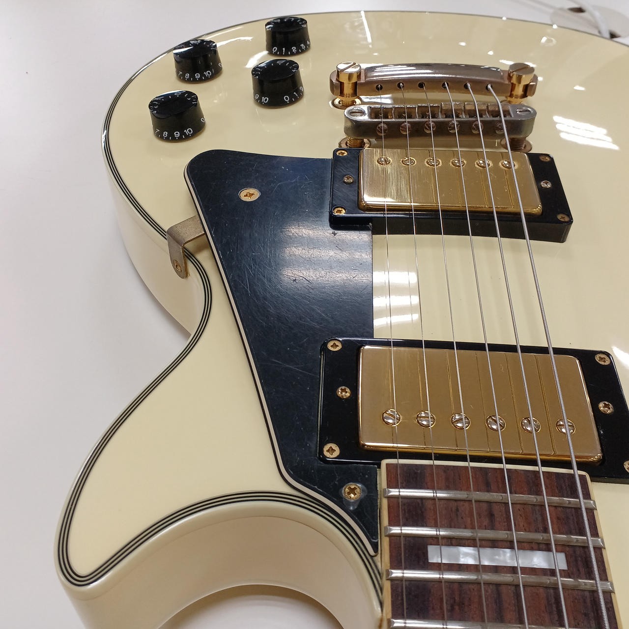BUSKER'S BLS-300 Electric Guitar