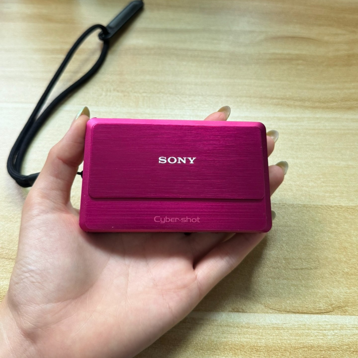 Sony Cyber-Shot DSC-TX9/TX9C 12.2MP CMOS Vintage Digital Camera - Pink