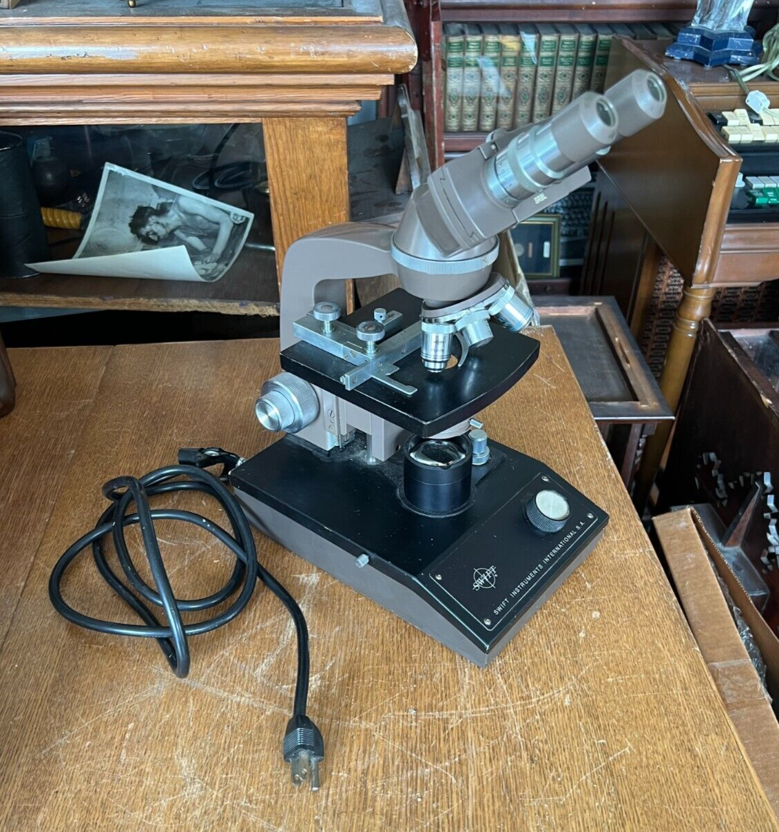 Vintage Swift No. 652415 Microscope with 4 Lenses
