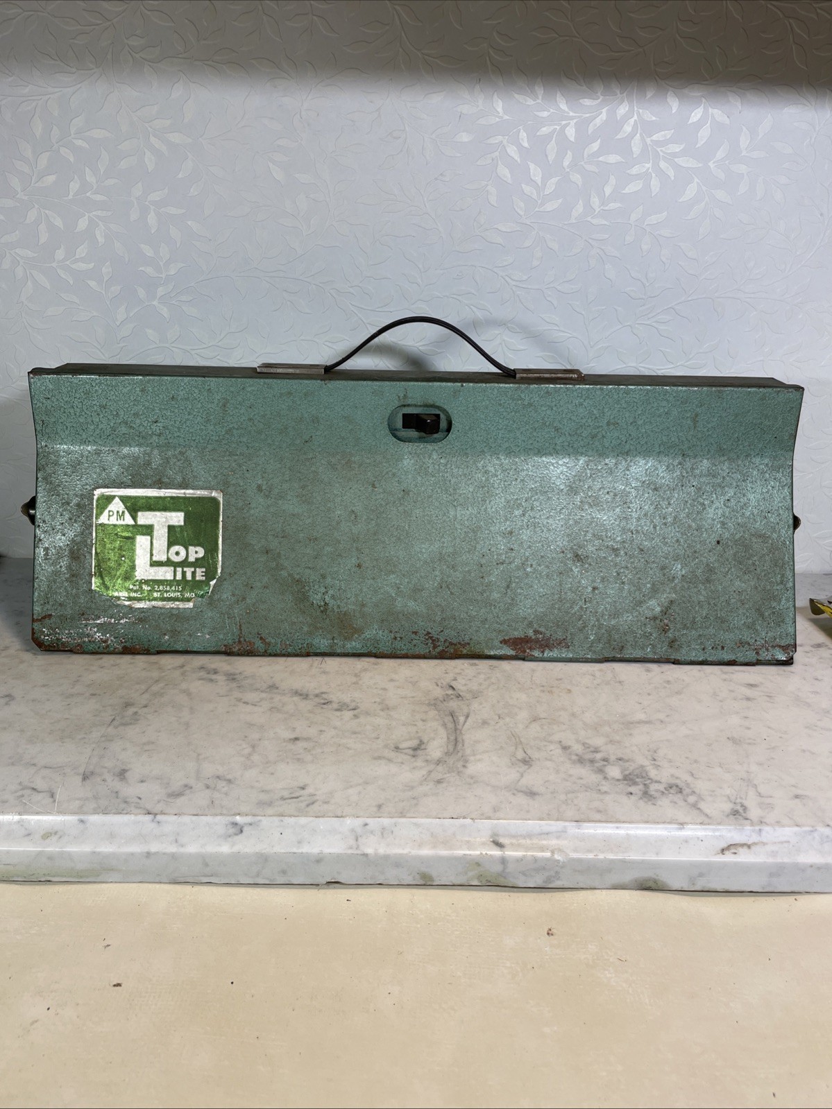 Vtg PM Top Lite GREEN Arel FILM Movie Photography METAL 4 Light BAR Case HANDLE