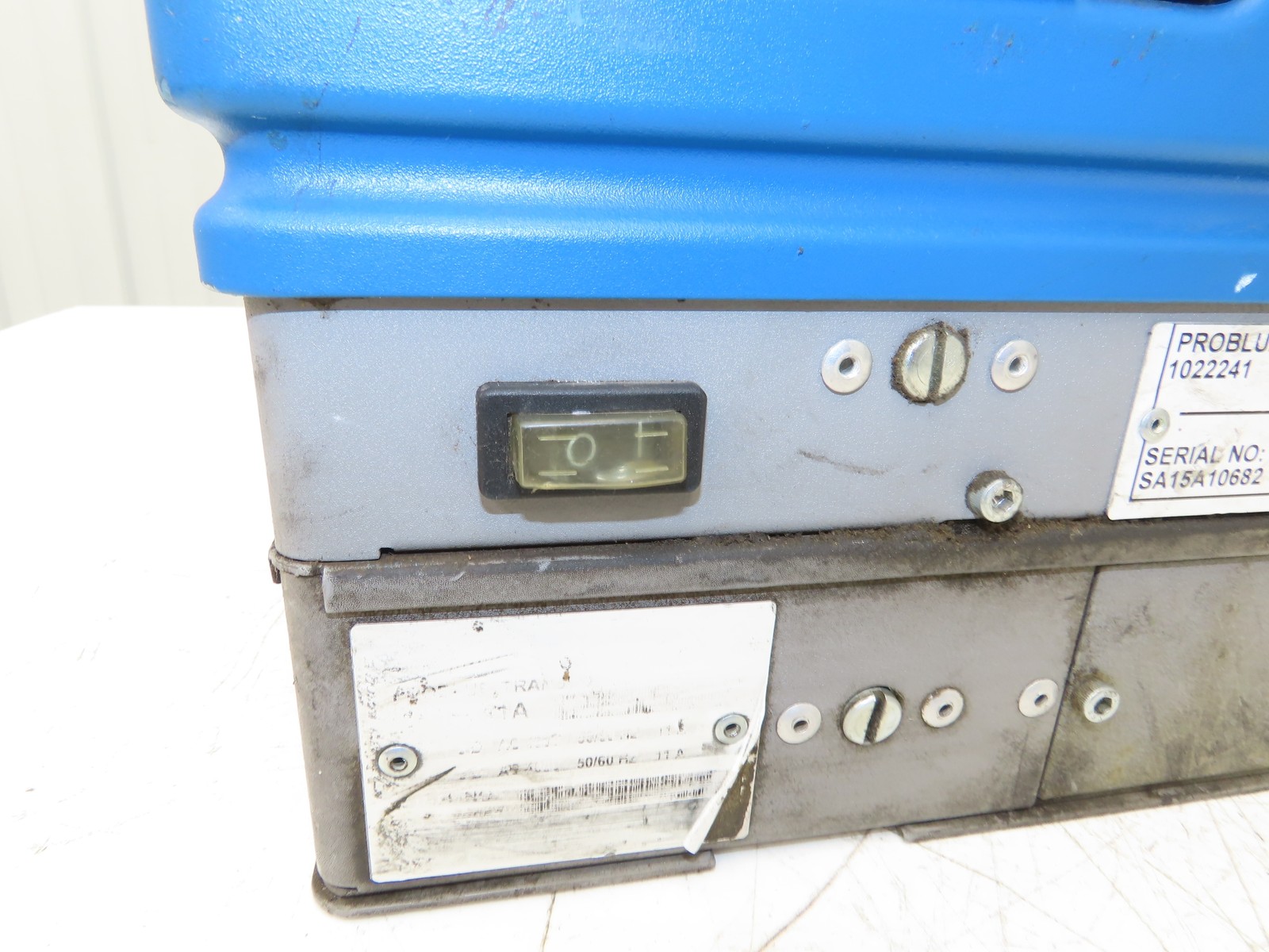 Nordson ProBlue 10 Hot Melt Glue Machine 480VAC 3Ph w/1039841 Transformer Base
