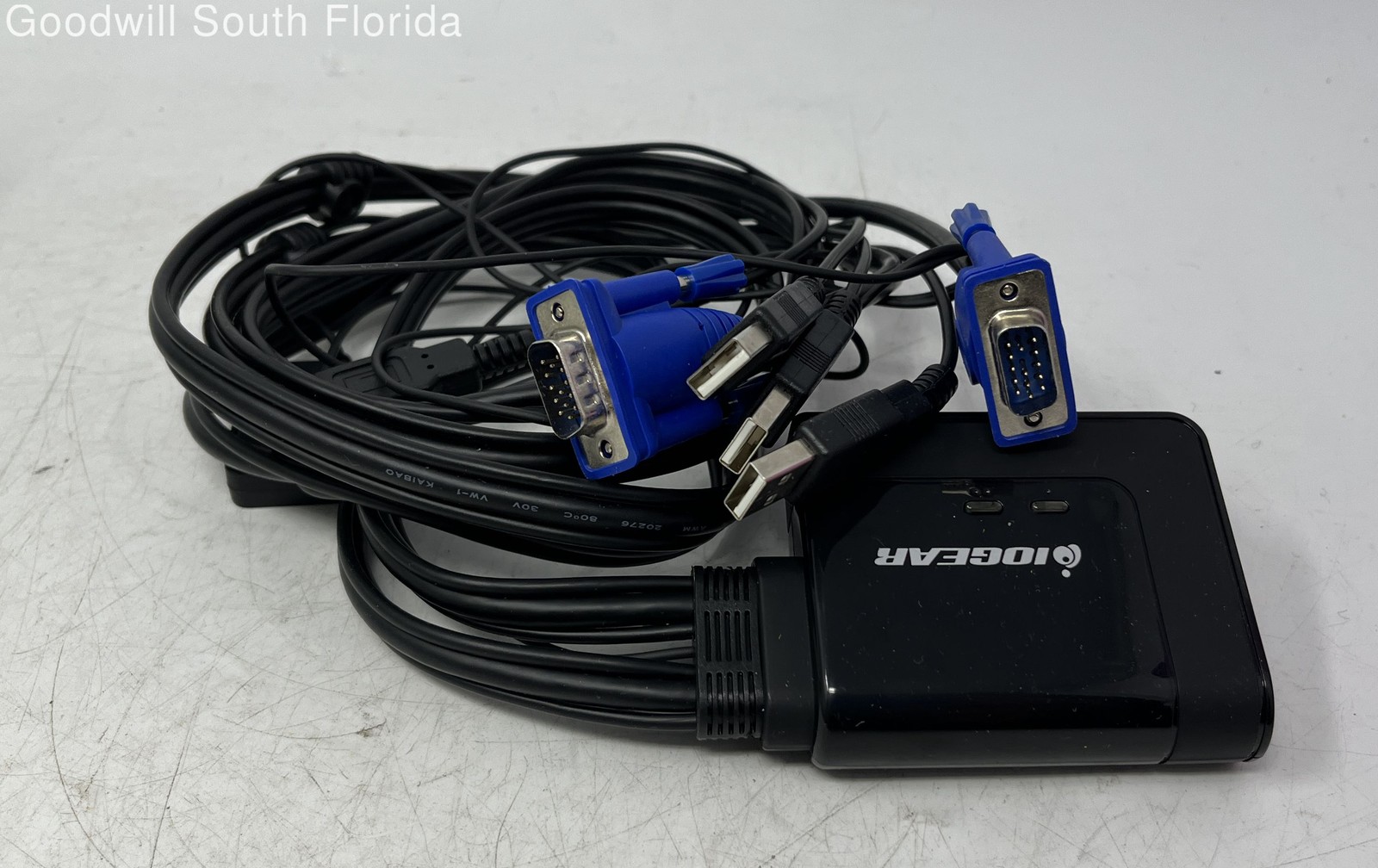 IOGEAR Black 2-Port Micro Miniview Integrated Portable USB KVM Switch Not Tested