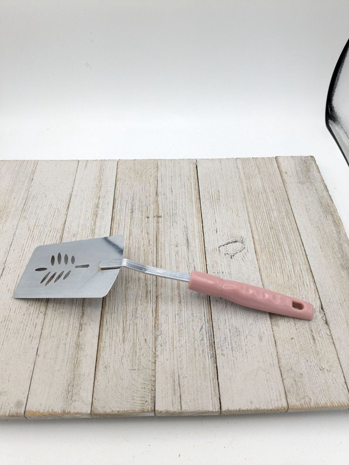 Slotted Short Spatula Pink Mauve Plastic Handle 11" Korea