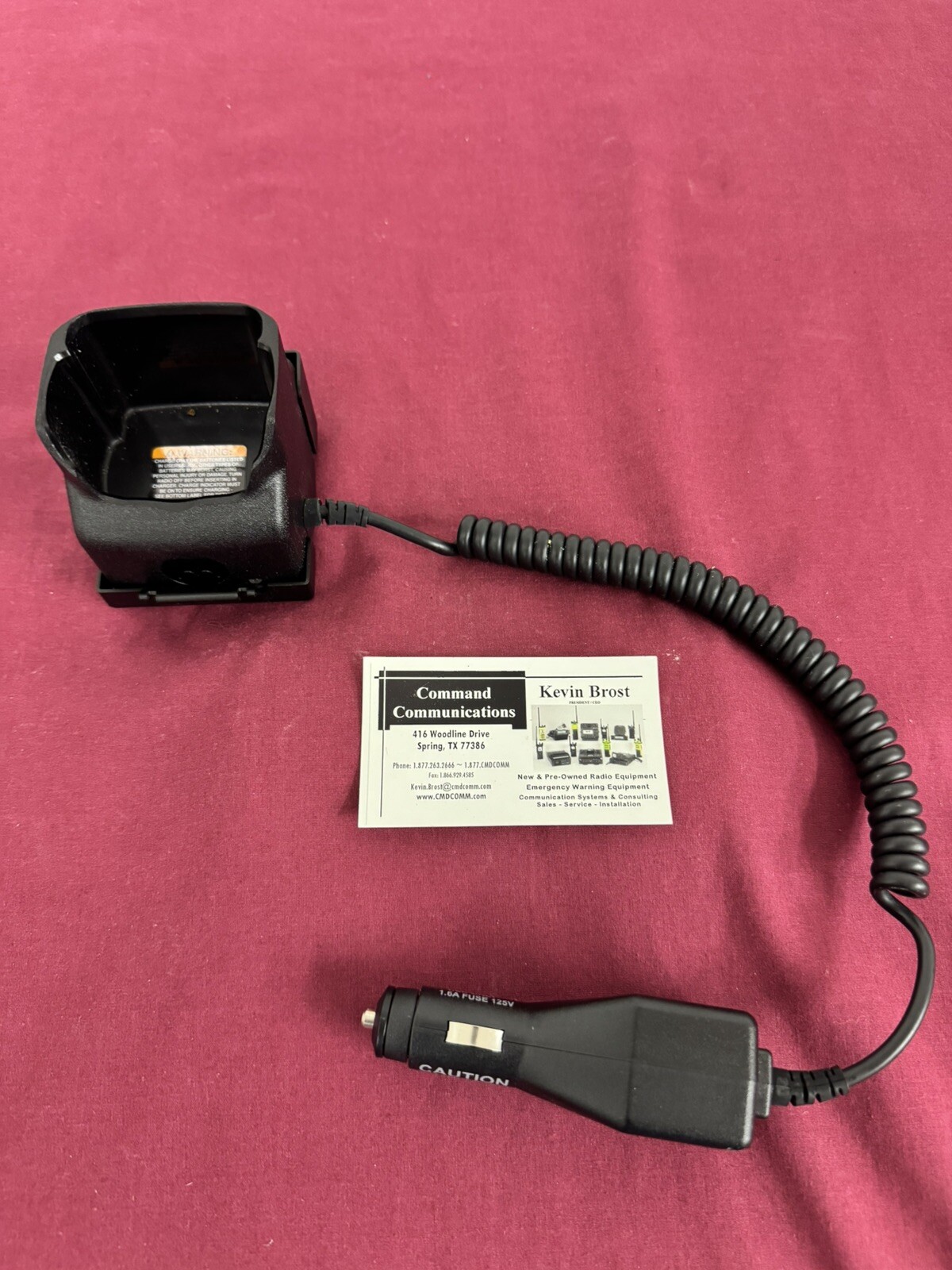 OEM MOTOROLA RLN6434 APX5000 APX6000 APX7000 APX8000 12vDC VEHICLE CHARGER
