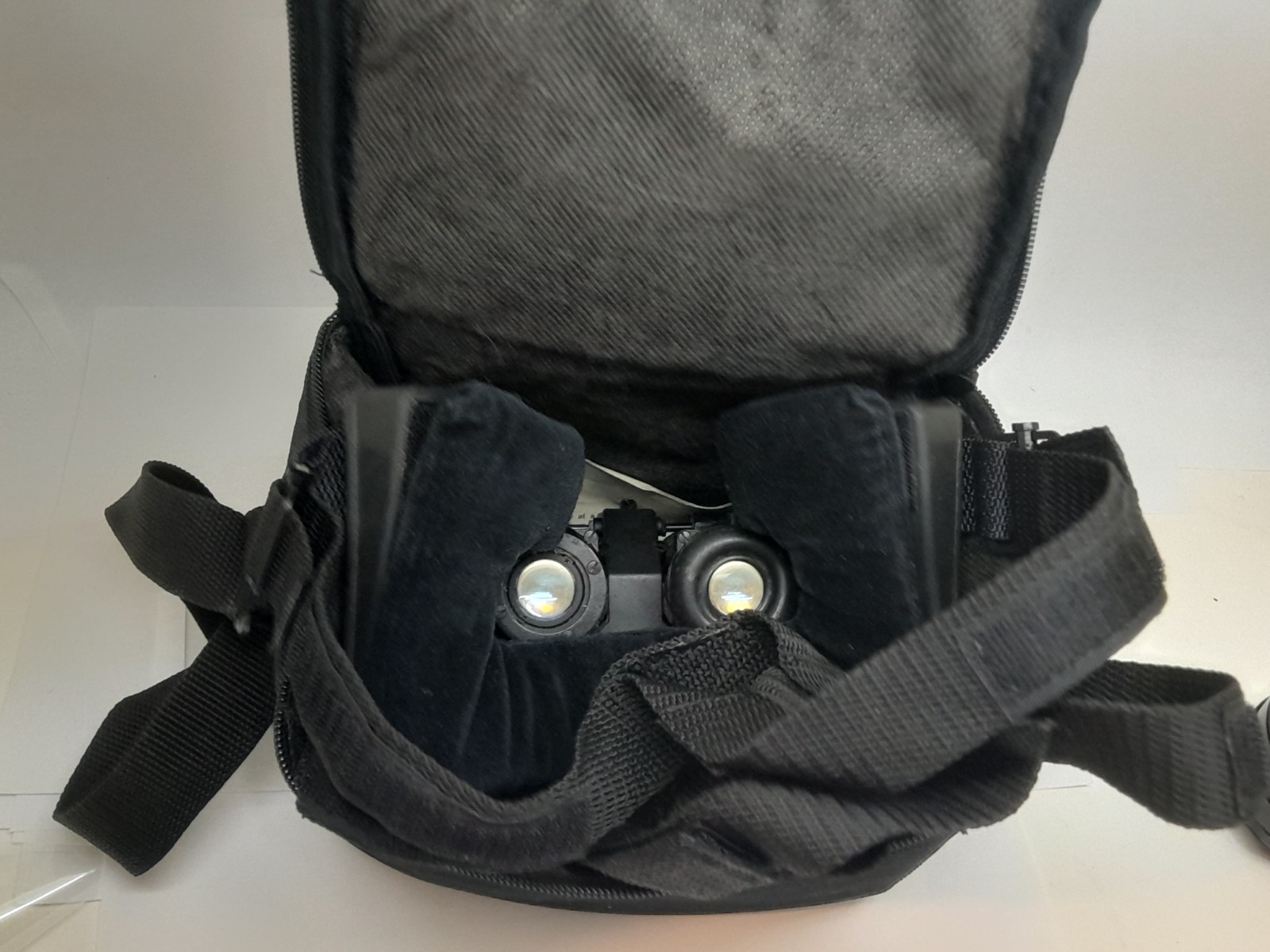 NTZ-22 night vision working lgoogles fits on the head, in its bag + instructions