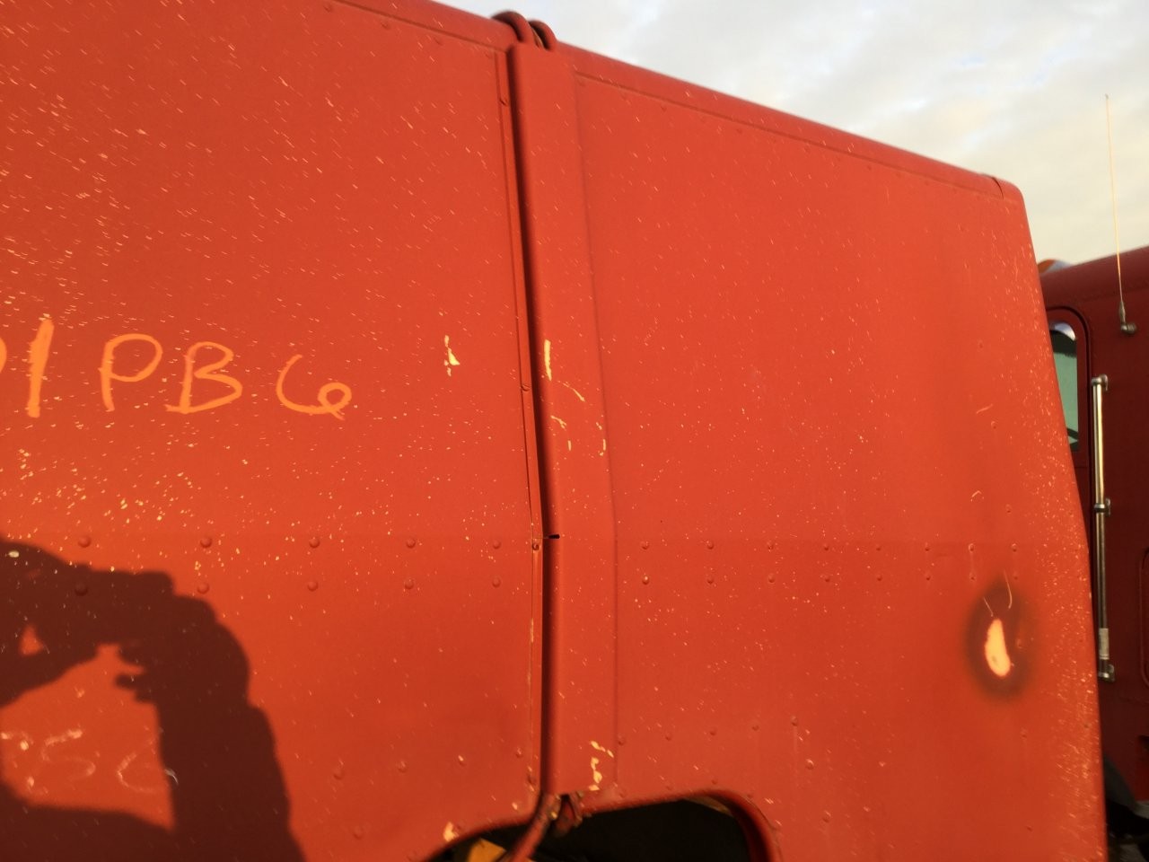 Peterbilt 352 COE BACK Panel